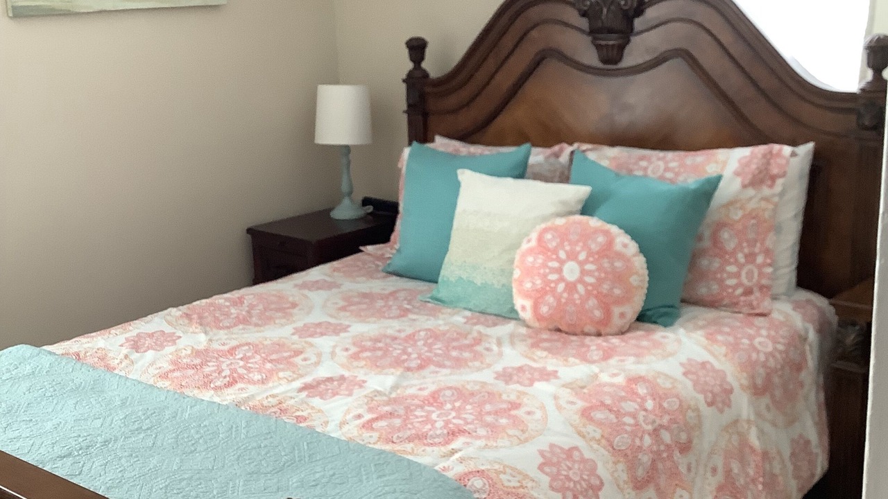 Photo of Bedroom in Long Beach