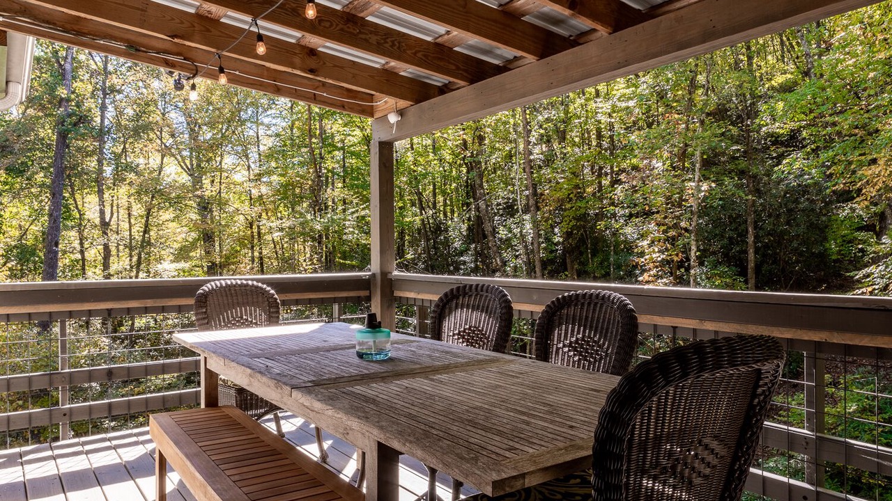 Photo of Outdoor in Lake Toxaway
