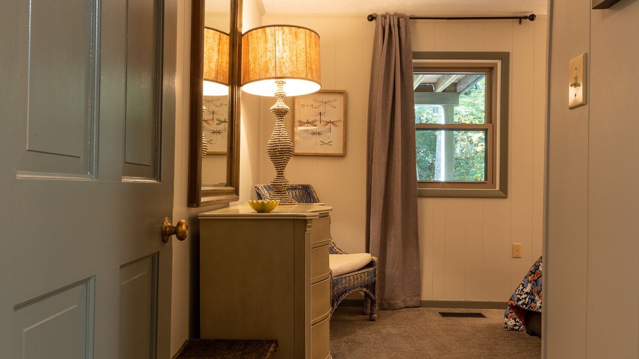Photo of Bedroom in Lake Toxaway