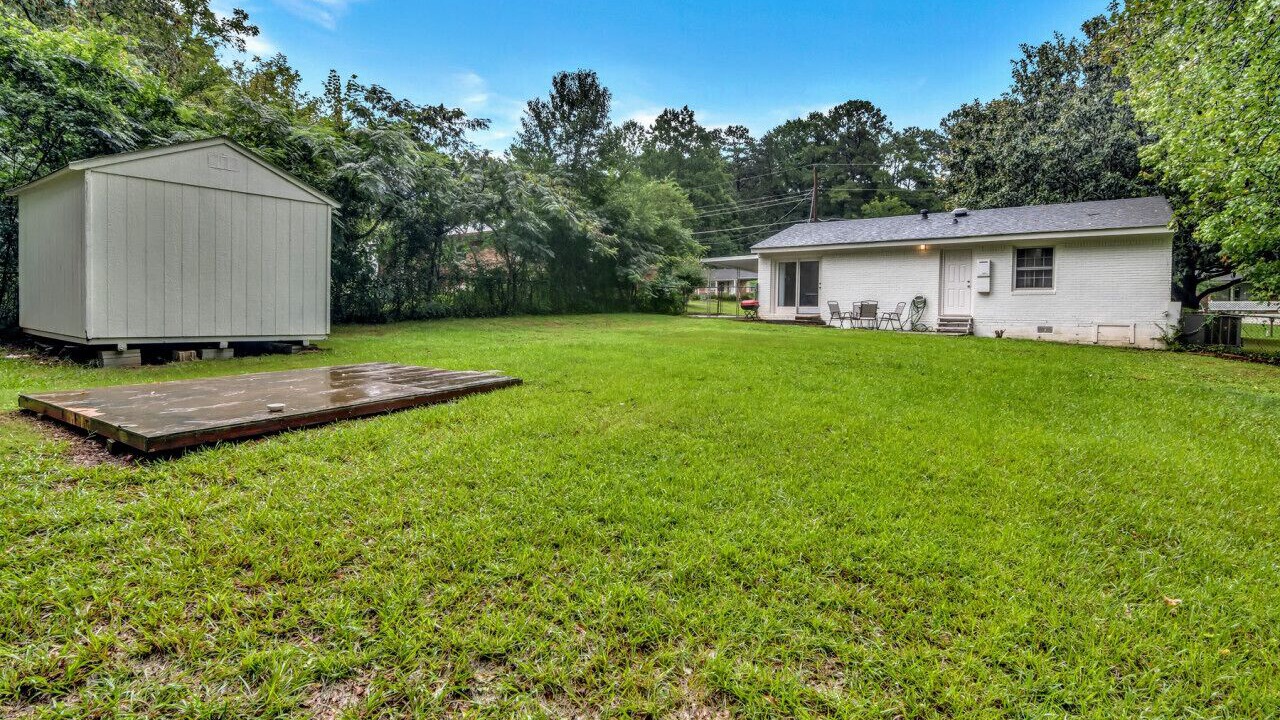 Photo of Outdoor in Conley