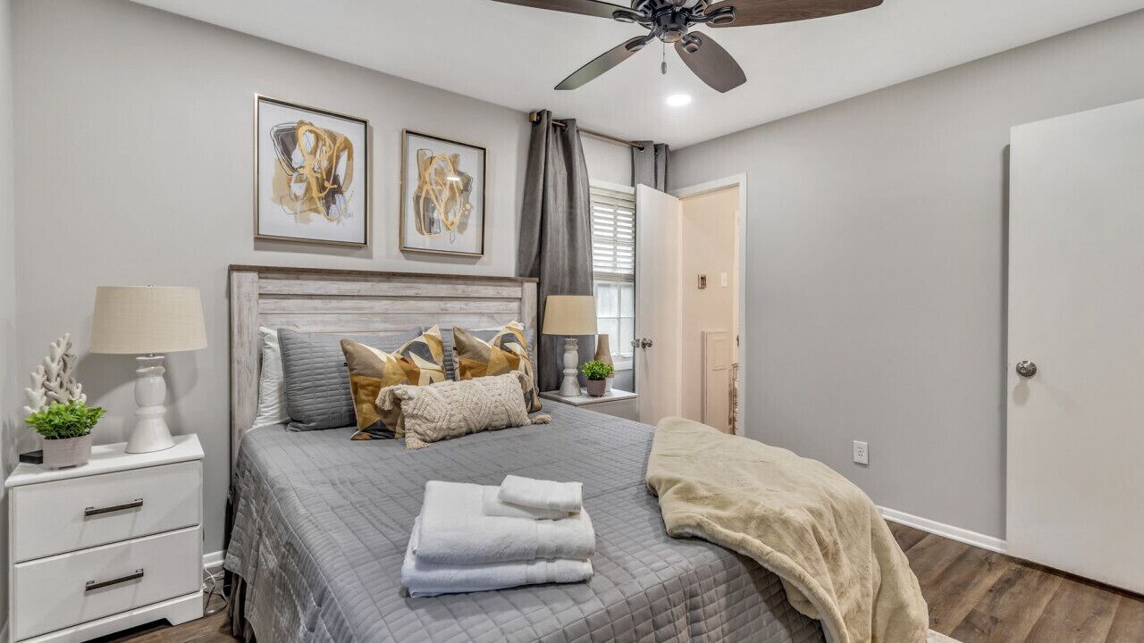 Photo of Bedroom in Conley