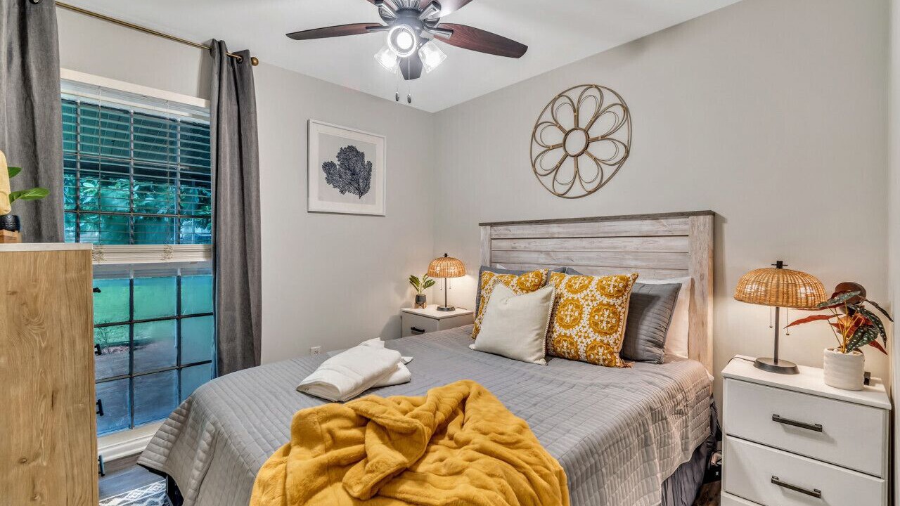 Photo of Bedroom in Conley