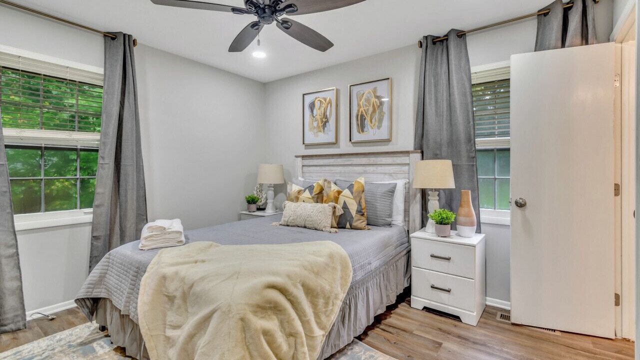 Photo of Bedroom in Conley