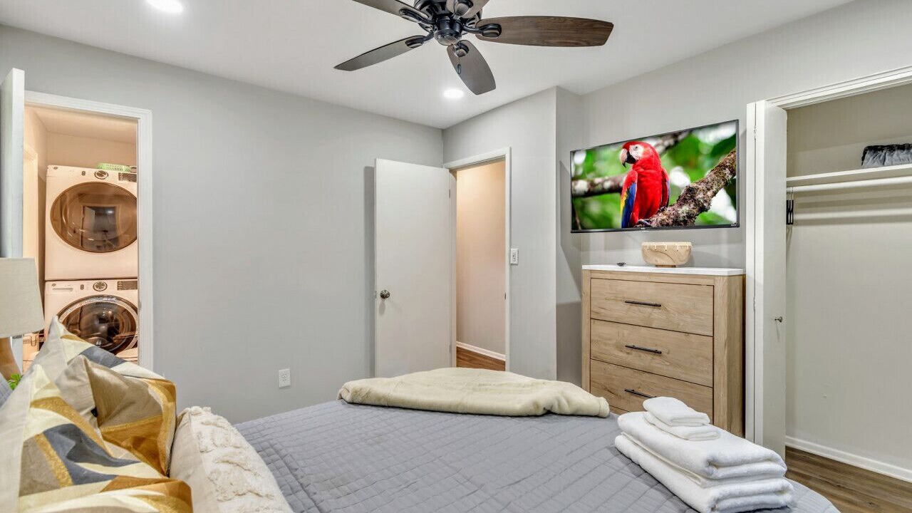 Photo of Bedroom in Conley