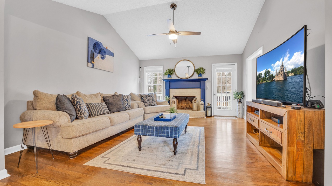 Photo of Livingroom in Powder Springs