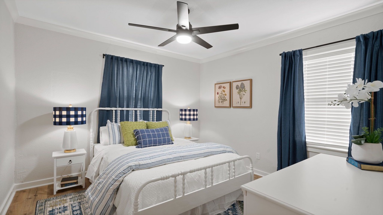 Photo of Bedroom in Laurel
