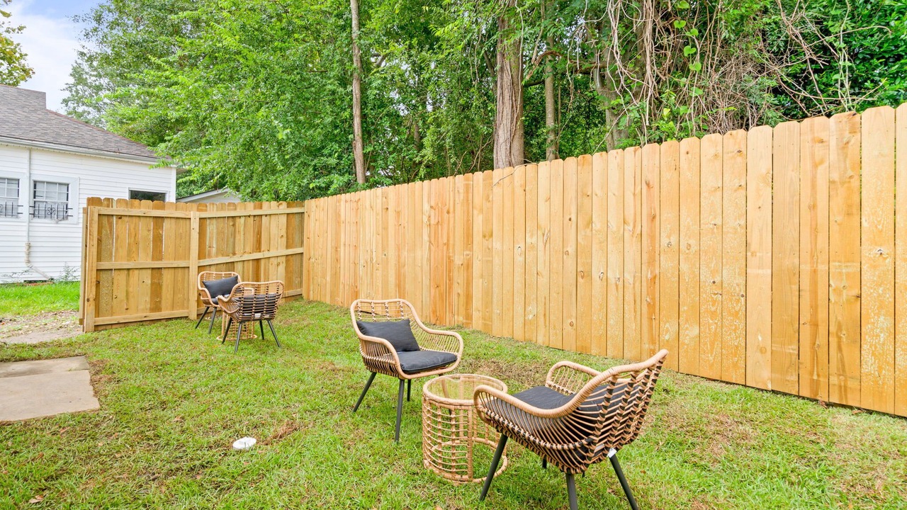 Photo of Outdoor in Laurel