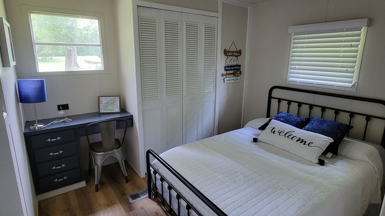 Photo of Bedroom in Guntersville