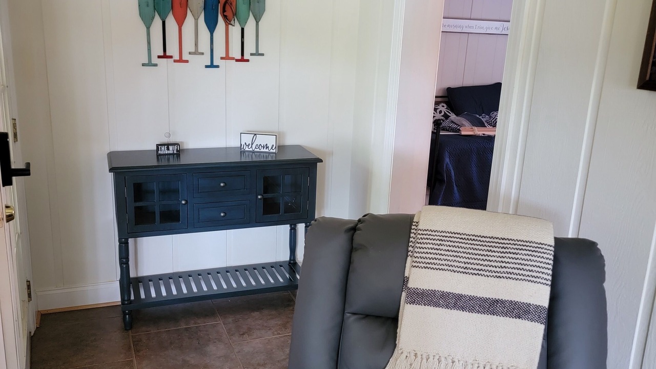 Photo of Livingroom in Guntersville