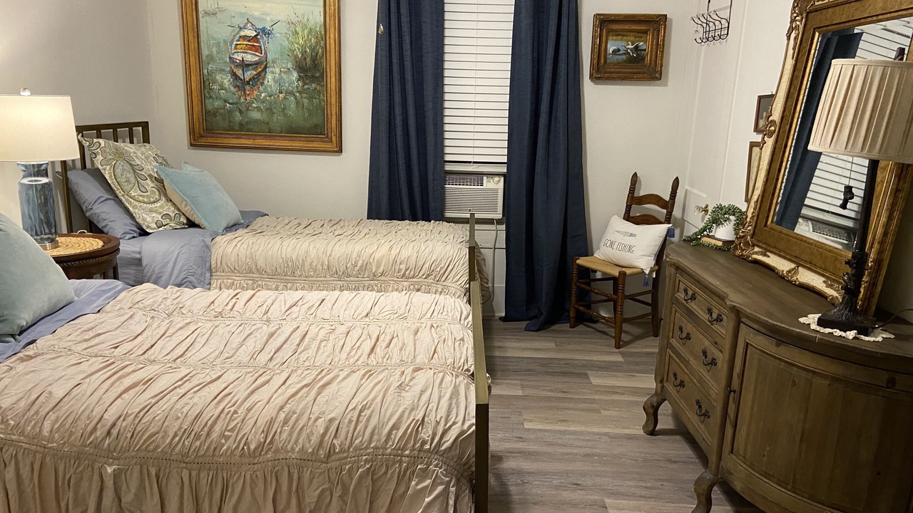 Photo of Bedroom in Guntersville