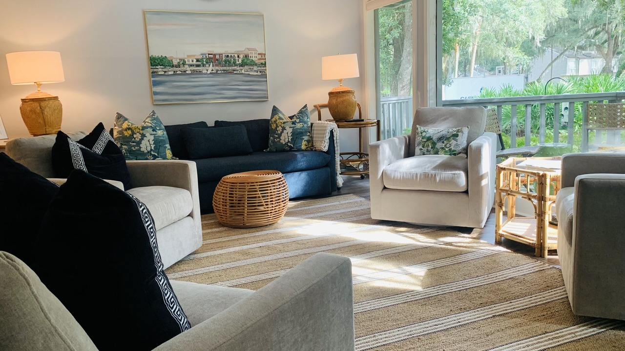 Photo of Livingroom in St. Simons Island