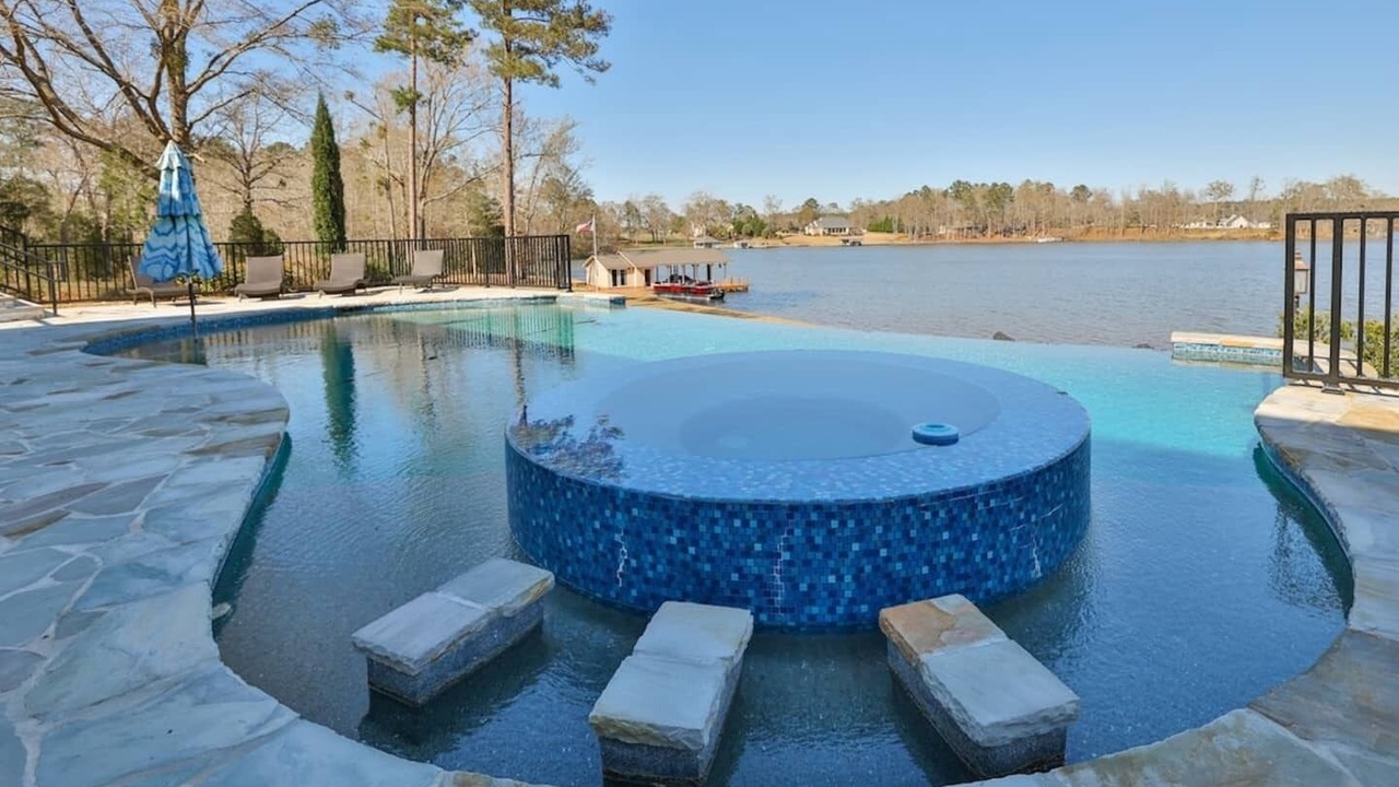 Photo of Outdoor in Macon