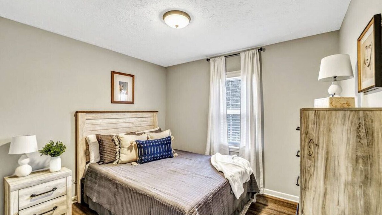 Photo of Bedroom in Powder Springs
