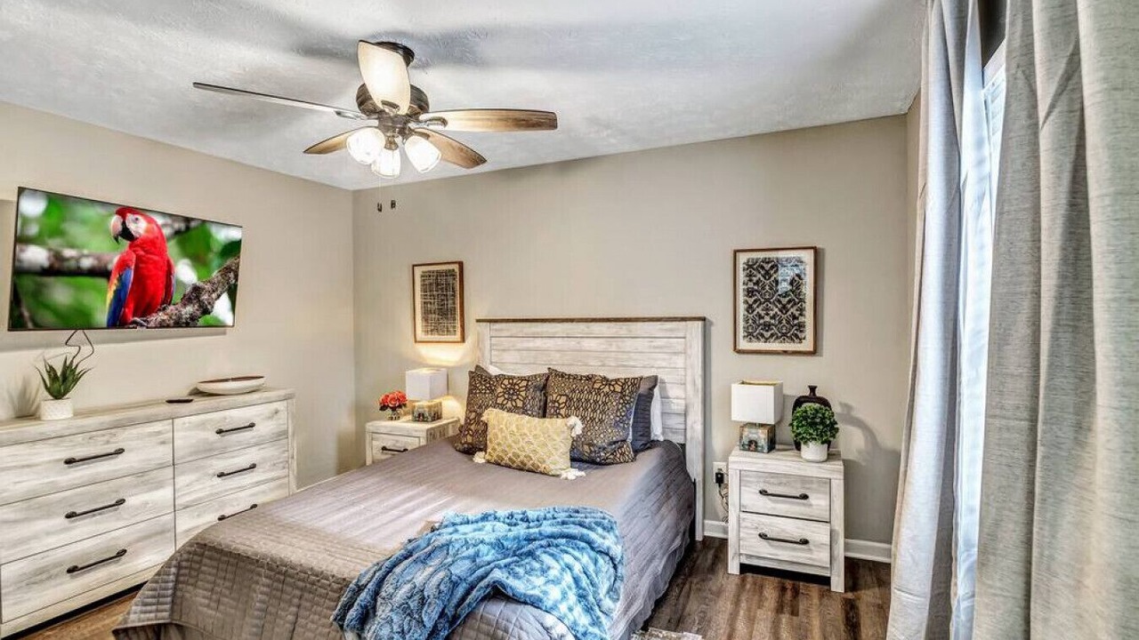 Photo of Bedroom in Powder Springs