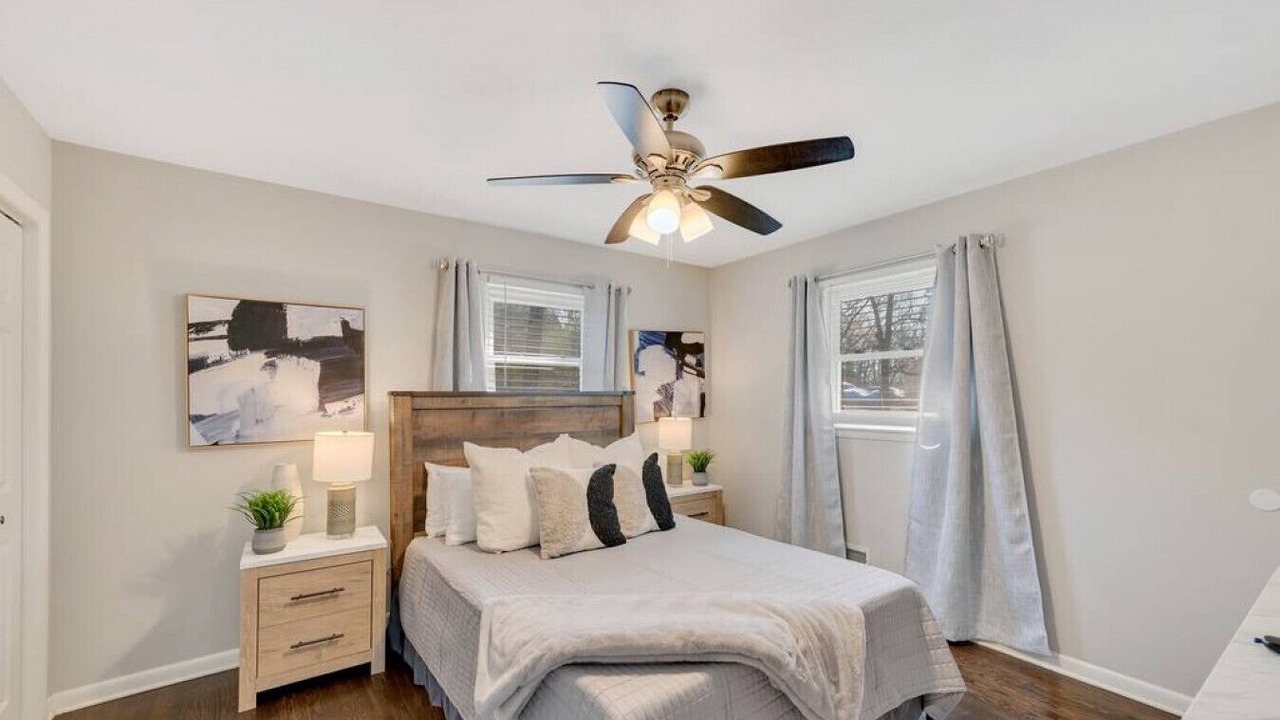 Photo of Bedroom in Addison Heights