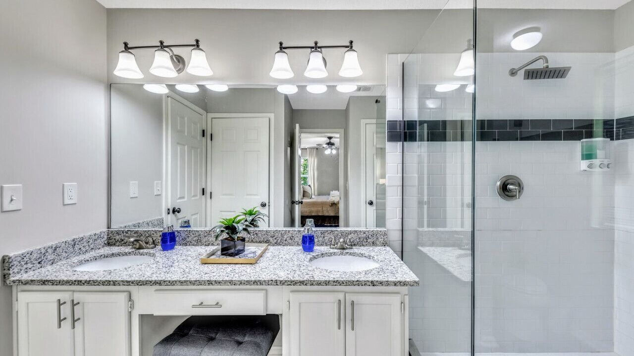 Photo of Bathroom in Kennesaw