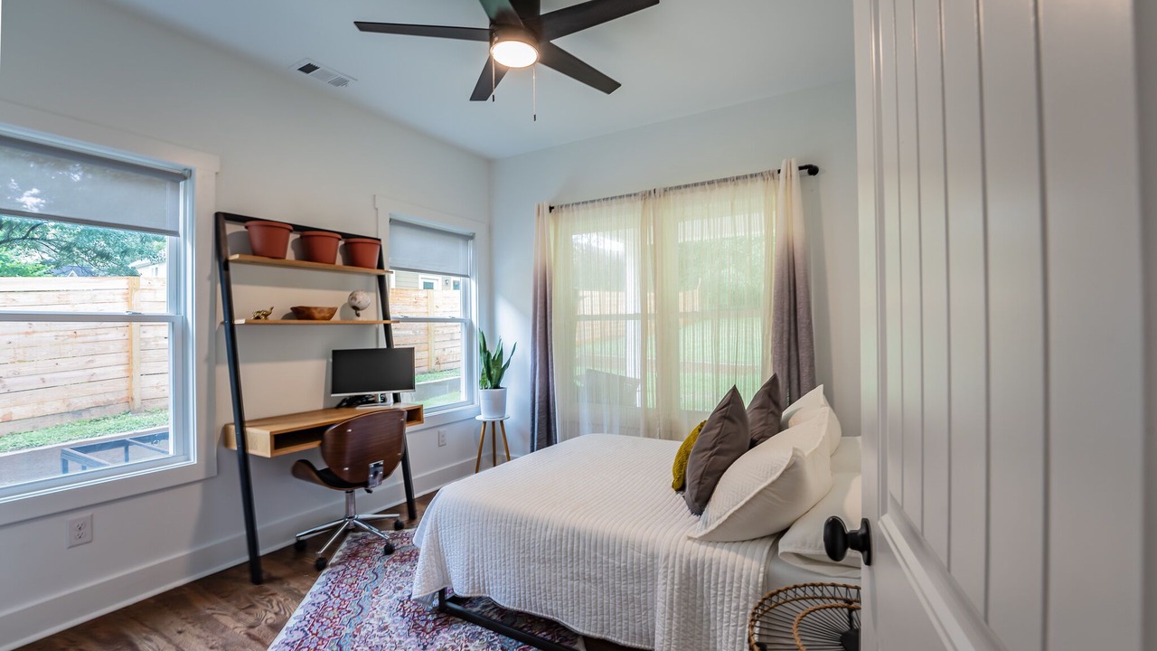 Photo of Bedroom in Eagan Park