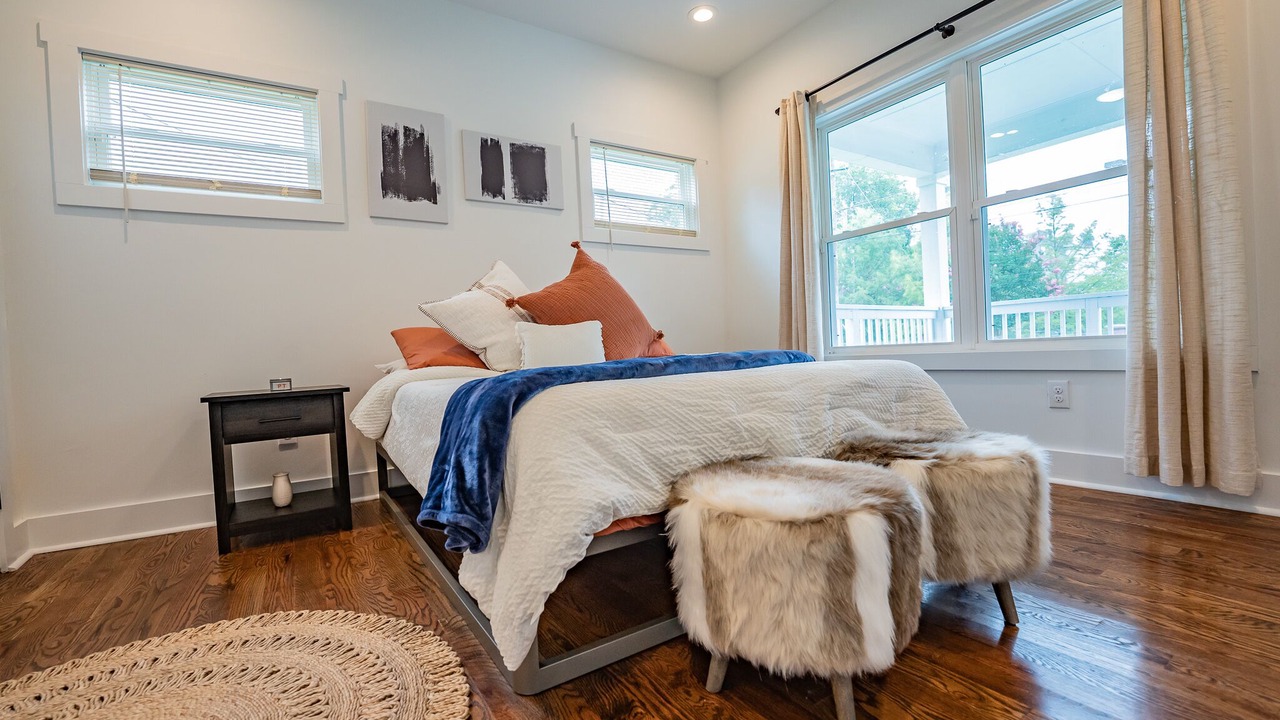 Photo of Bedroom in Eagan Park