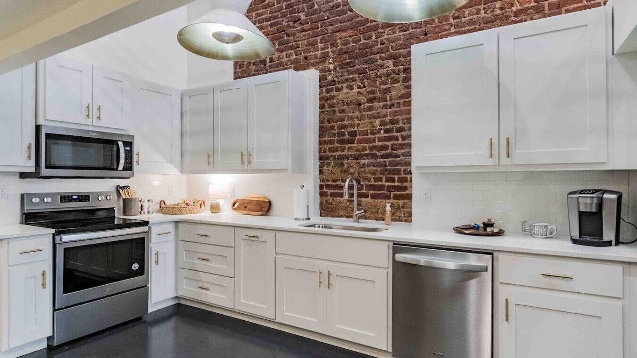 Photo of Kitchen in Civil Rights Historic District