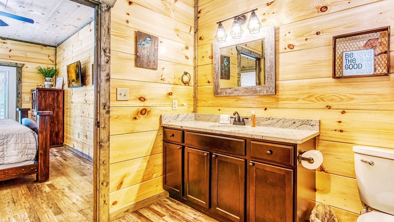 Photo of Bathroom in Sevierville