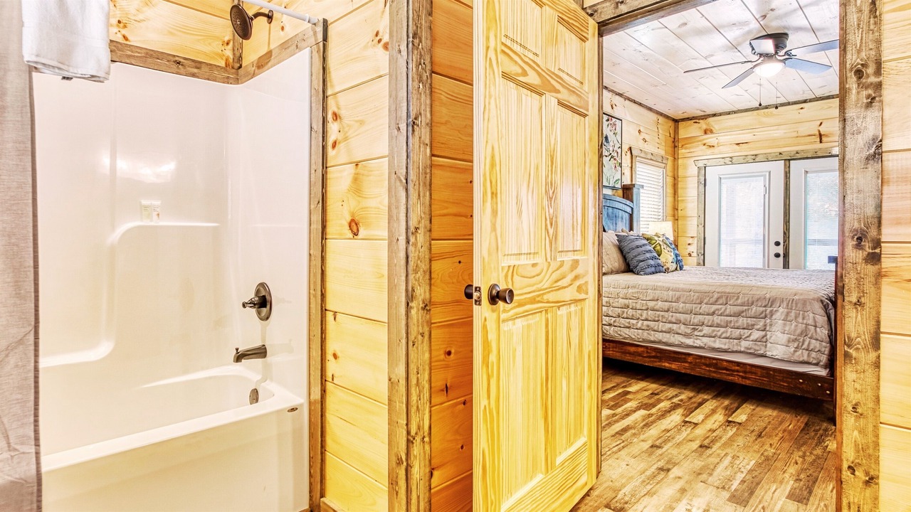 Photo of Bathroom in Sevierville