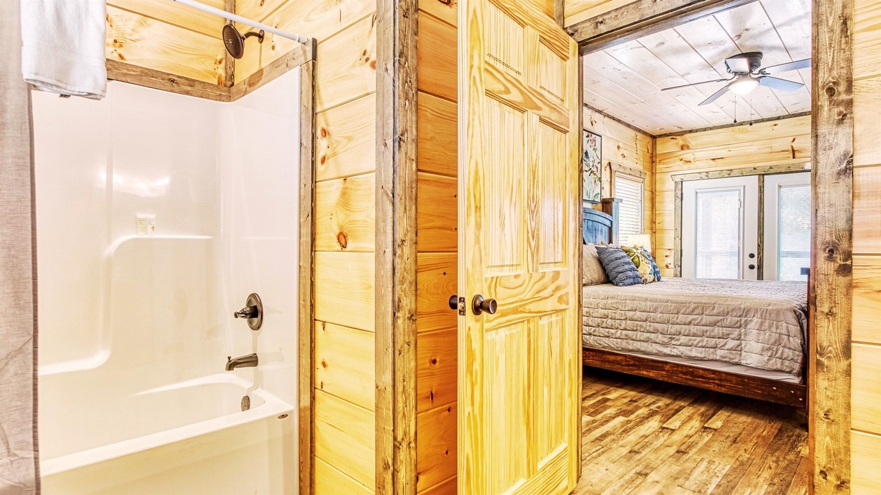 Photo of Bathroom in Sevierville