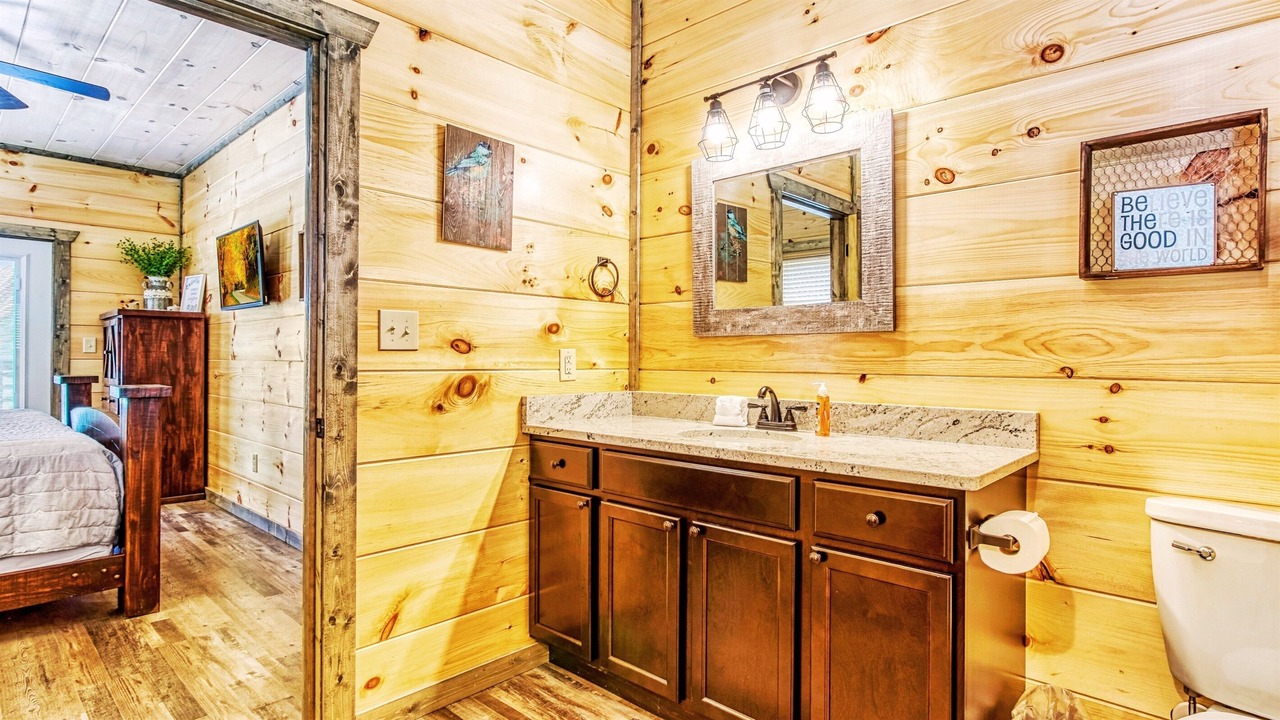 Photo of Bathroom in Sevierville