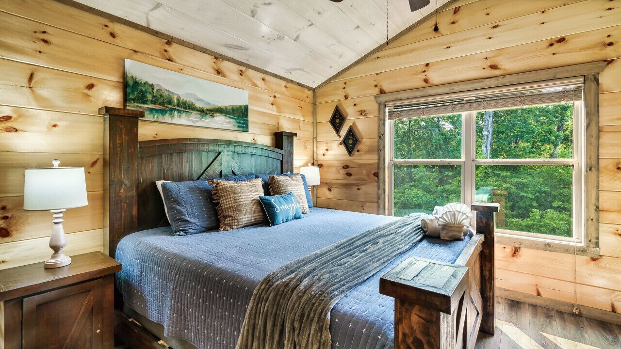 Photo of Bedroom in Sevierville