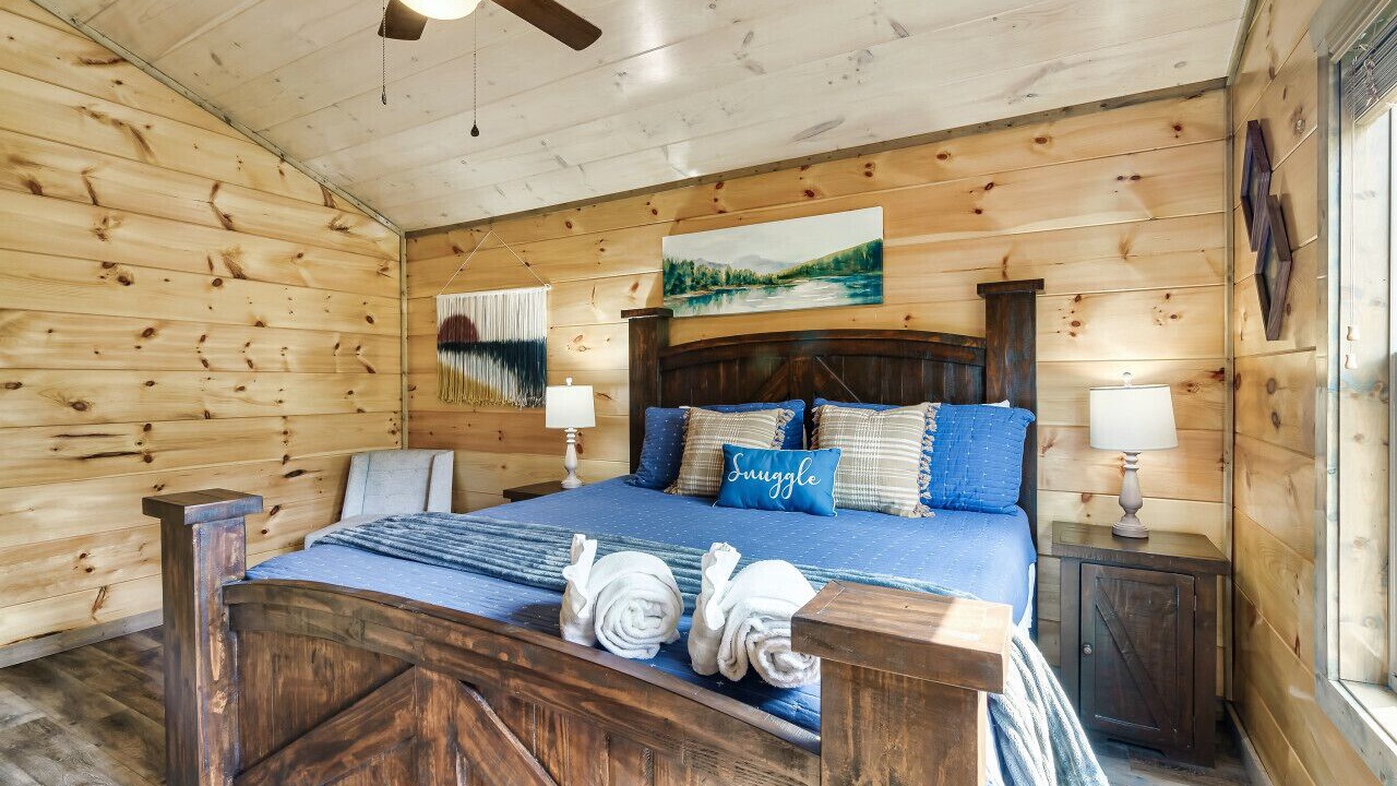 Photo of Bedroom in Sevierville