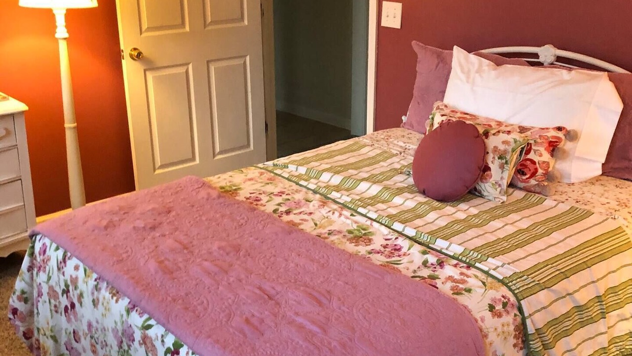 Photo of Bedroom in Winston