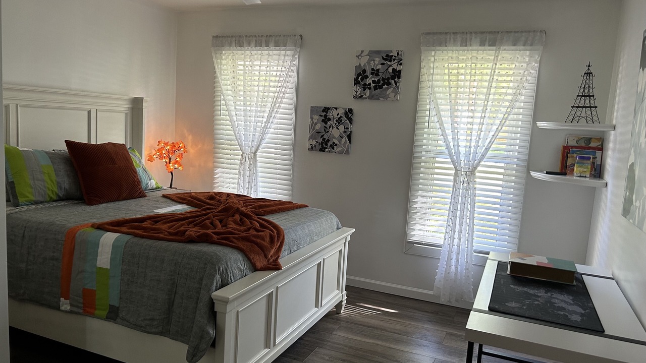 Photo of Bedroom in Lawrenceville