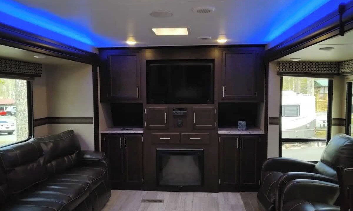 Photo of Livingroom in Gatlinburg