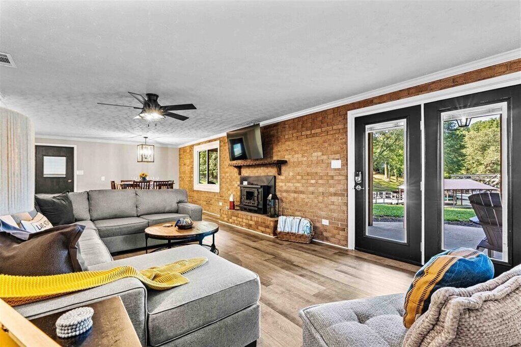 Photo of Livingroom in Troutman