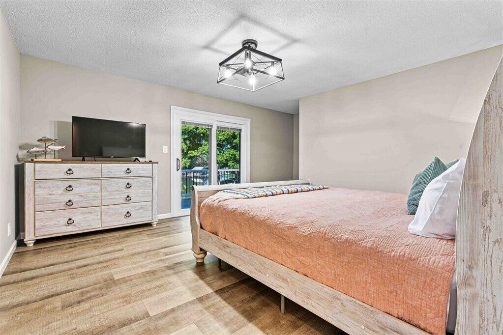 Photo of Bedroom in Troutman