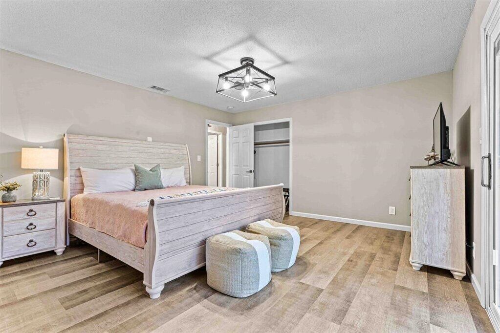 Photo of Bedroom in Troutman