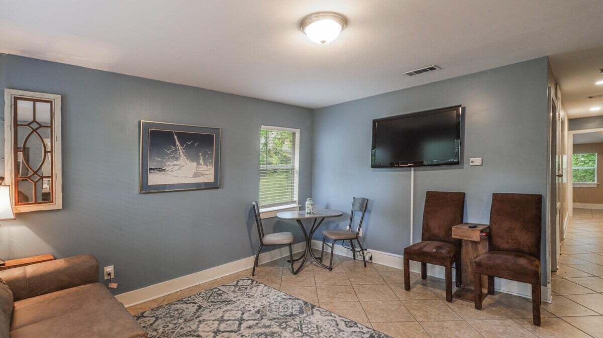 Photo of Livingroom in Biloxi