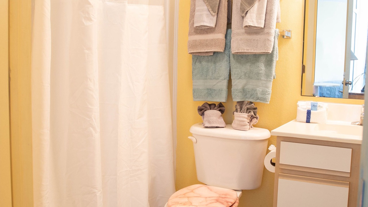 Photo of Bathroom in Atlantic Beach