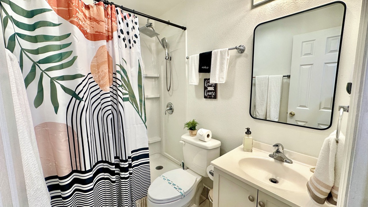 Photo of Bathroom in Colonialtown South