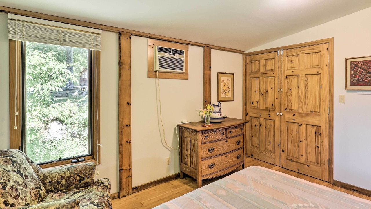 Photo of Bedroom in Marshall