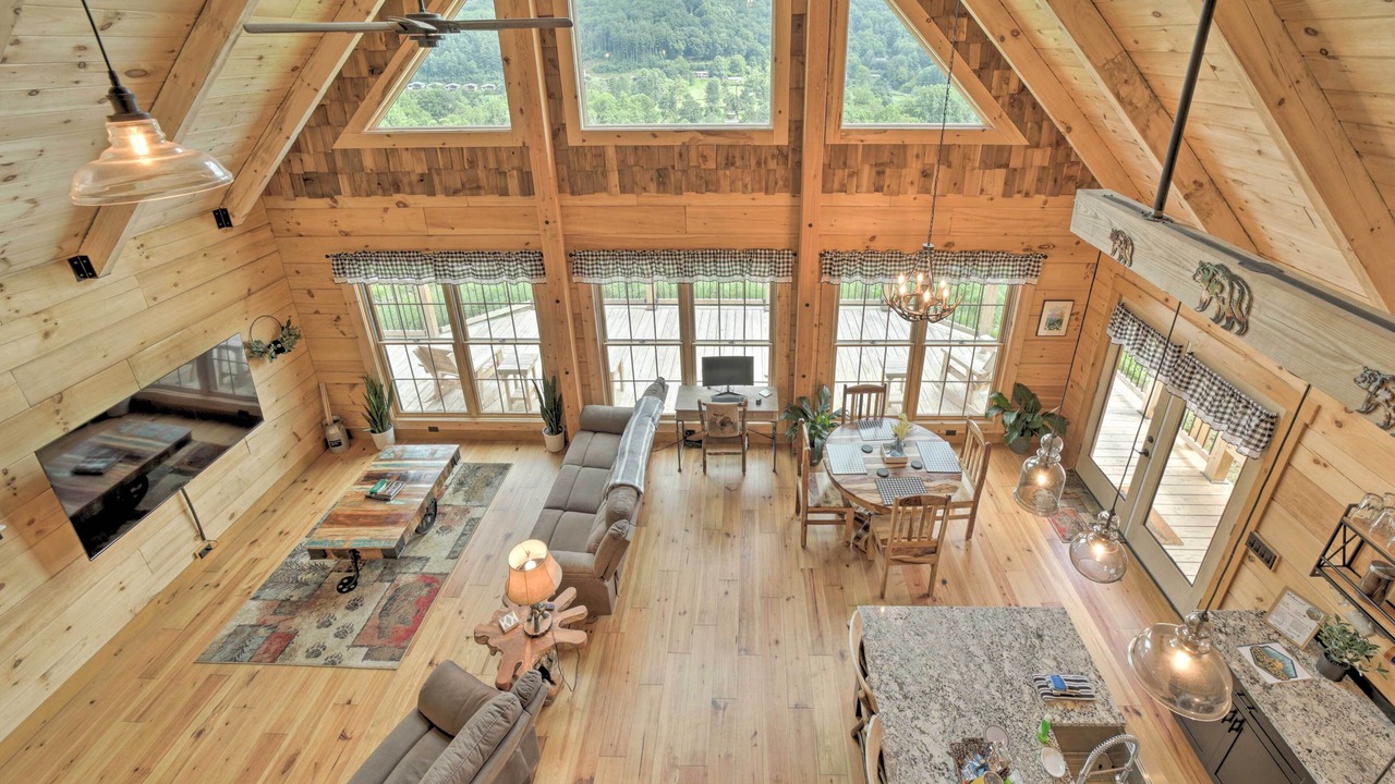Photo of Bedroom in Maggie Valley