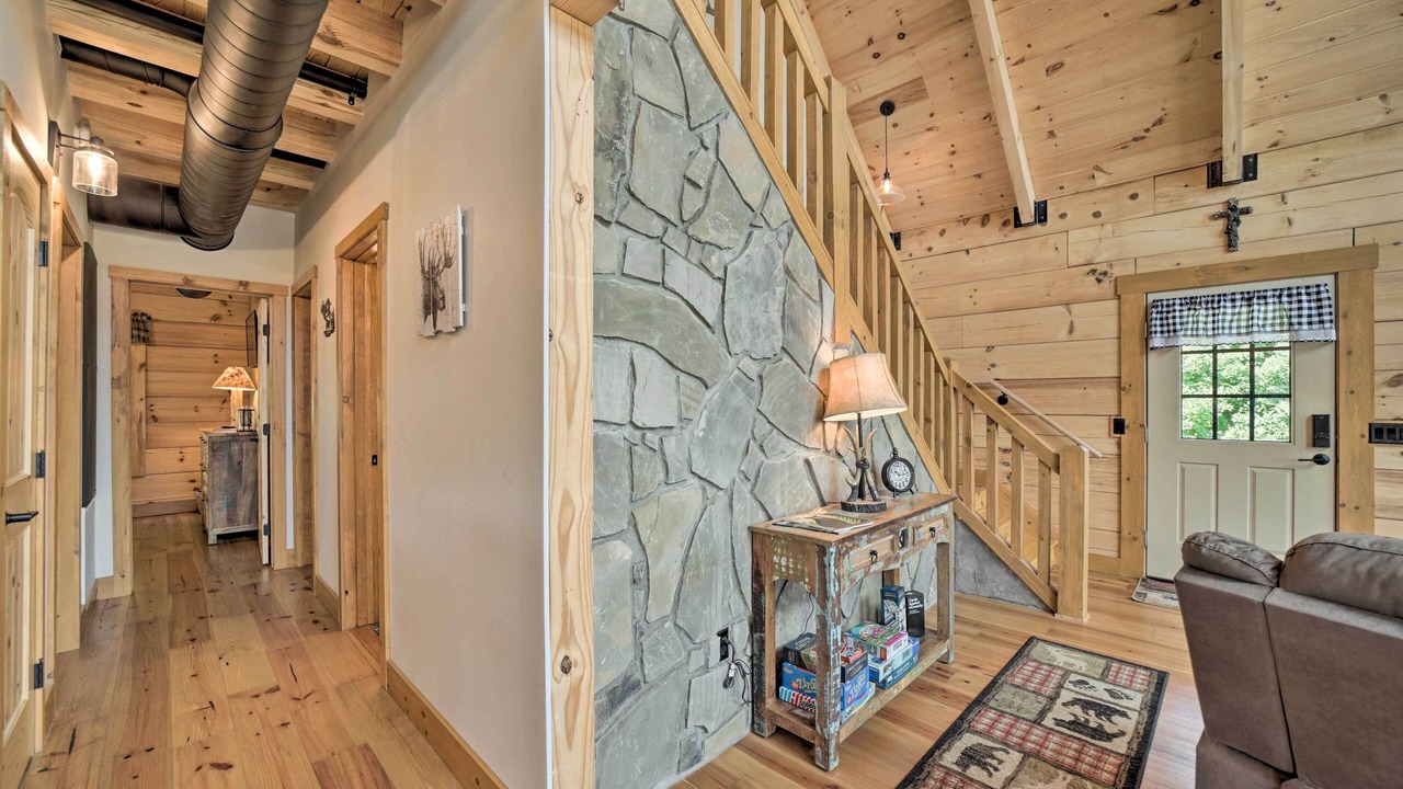 Photo of Bedroom in Maggie Valley