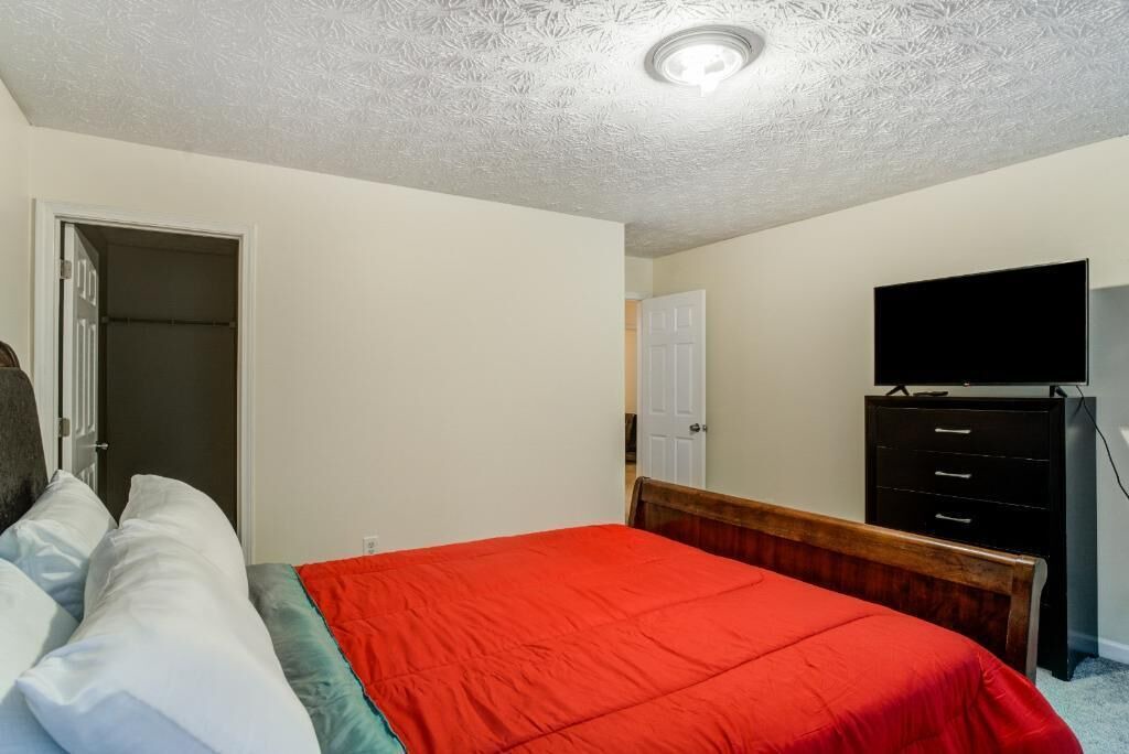 Photo of Bedroom in Conley