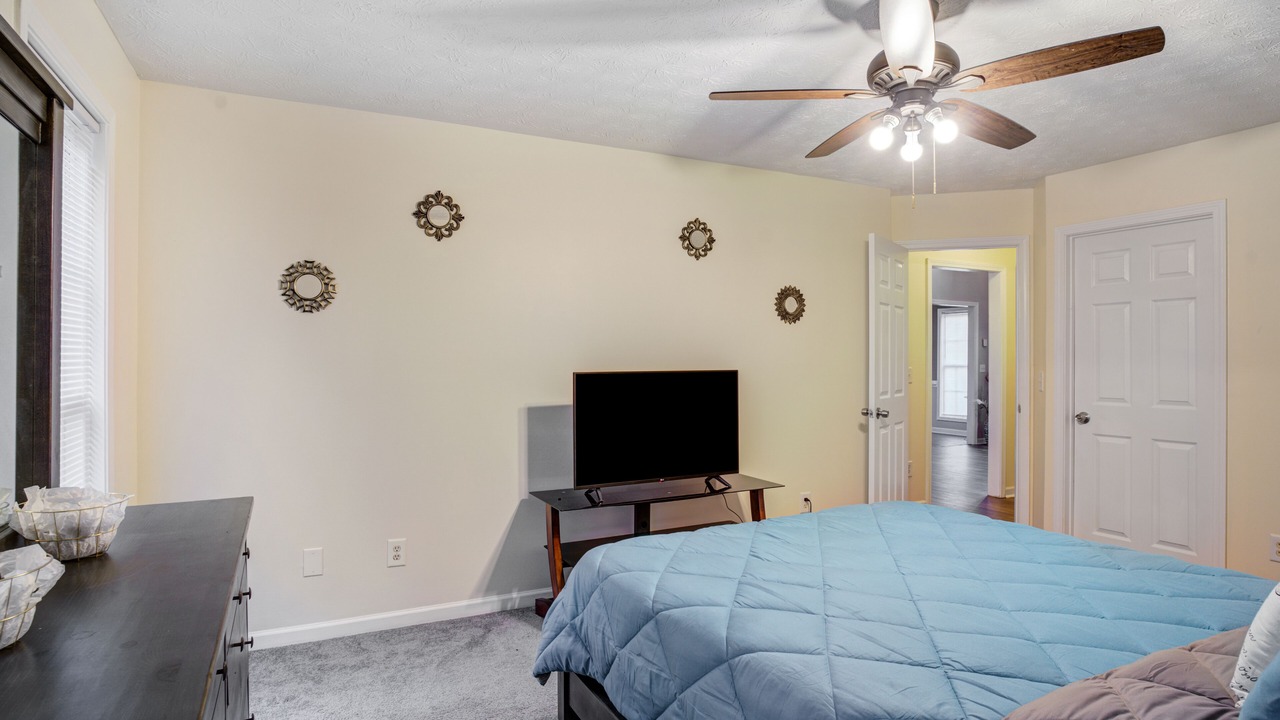 Photo of Bedroom in Conley