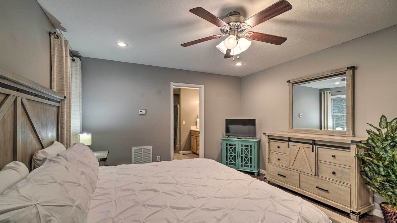 Photo of Bedroom in Sevierville