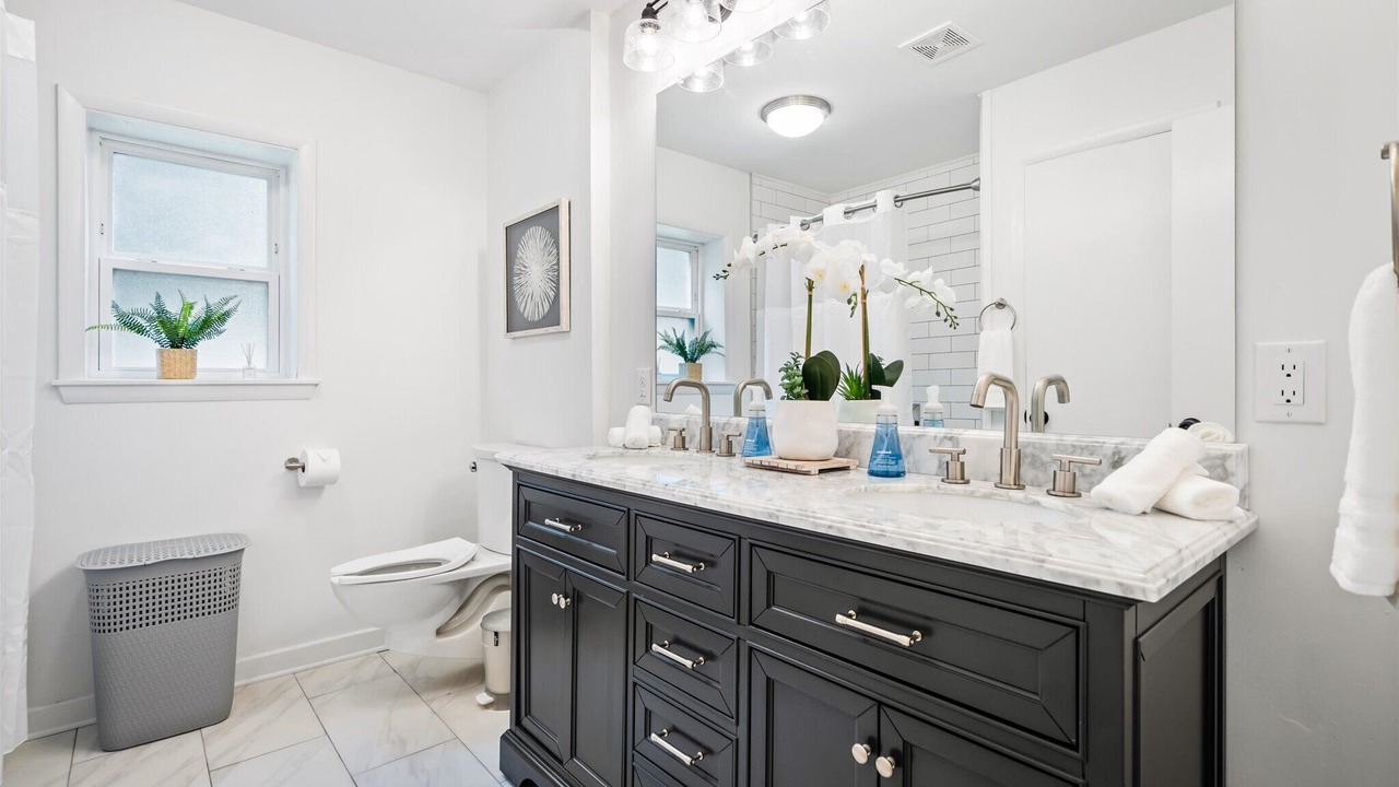 Photo of Bathroom in College Park