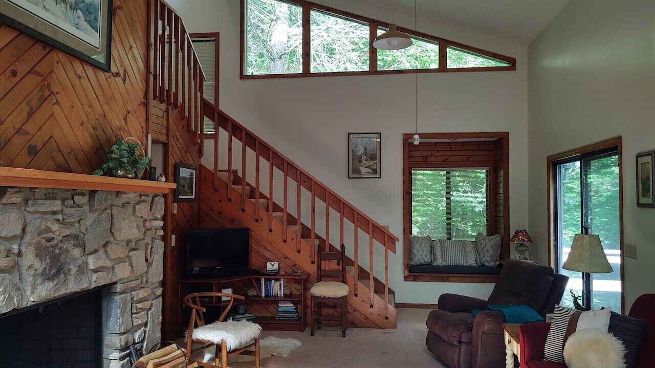 Photo of Livingroom in Maggie Valley