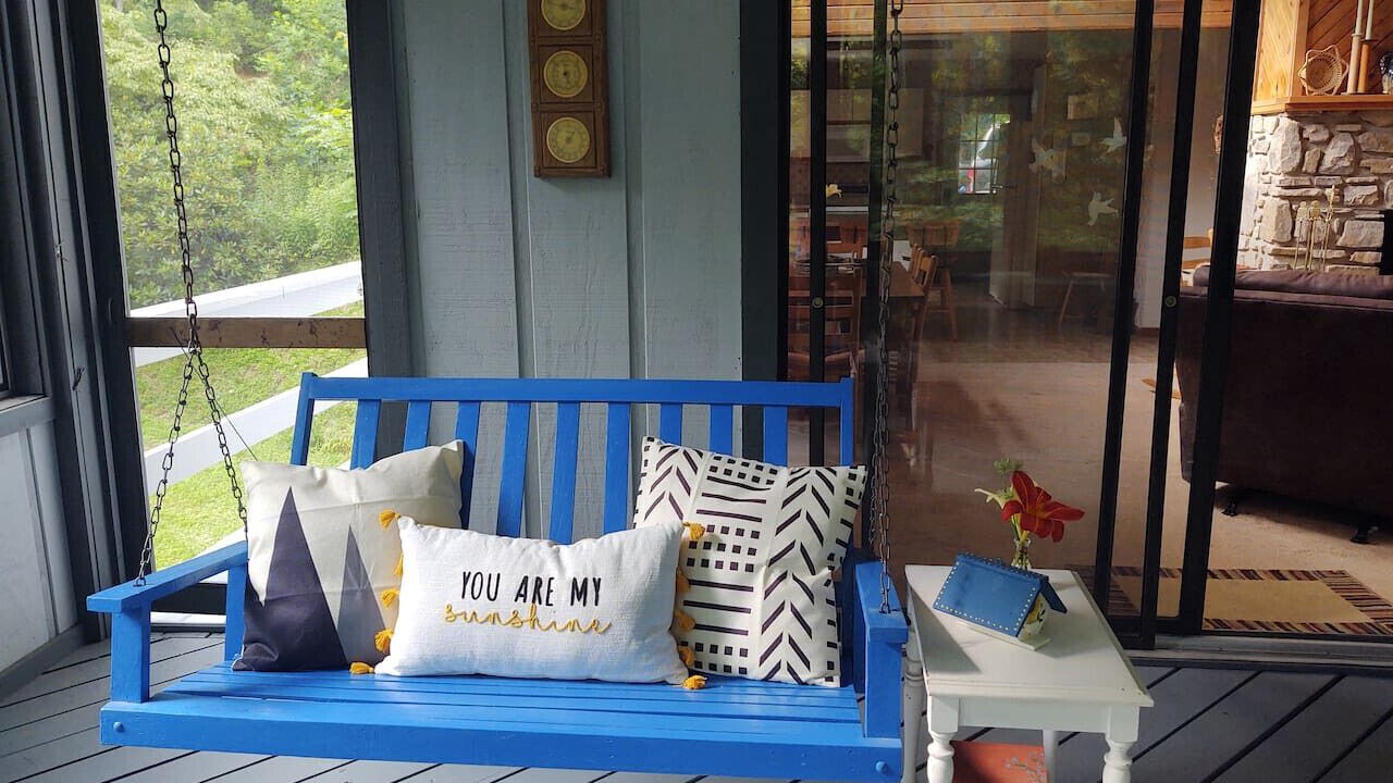 Photo of Livingroom in Maggie Valley