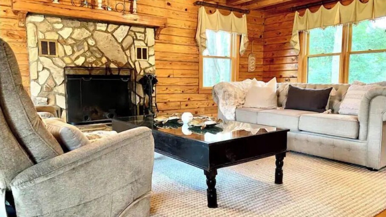 Photo of Livingroom in Mooresville