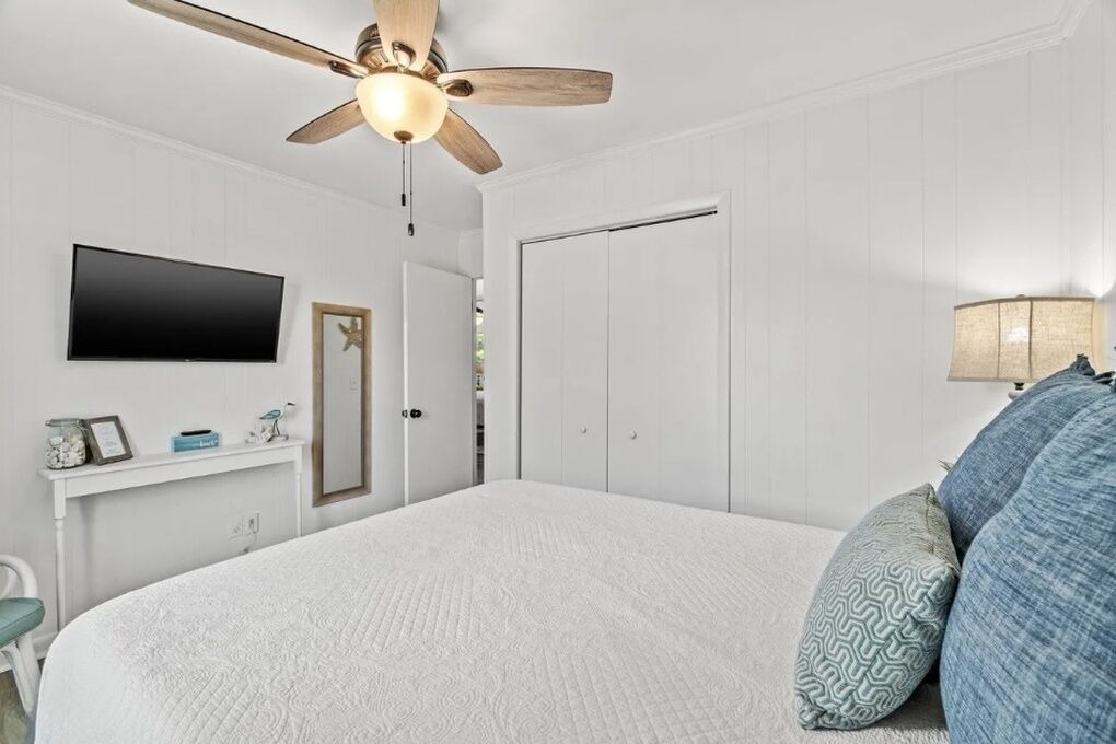 Photo of Bedroom in Inlet Beach Heights