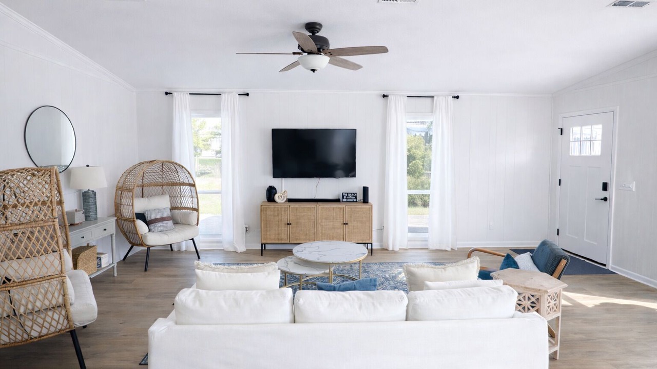 Photo of Bedroom in Inlet Beach Heights